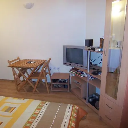 Apartment 20 *